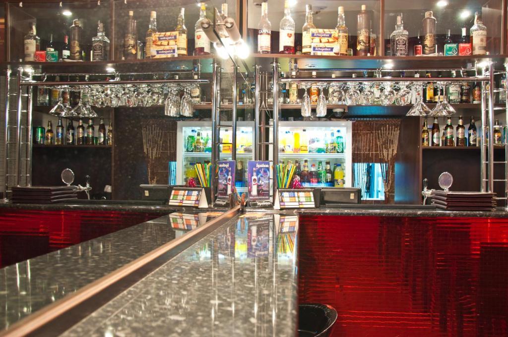 Avenue Hotel Zaslawye Dış mekan fotoğraf