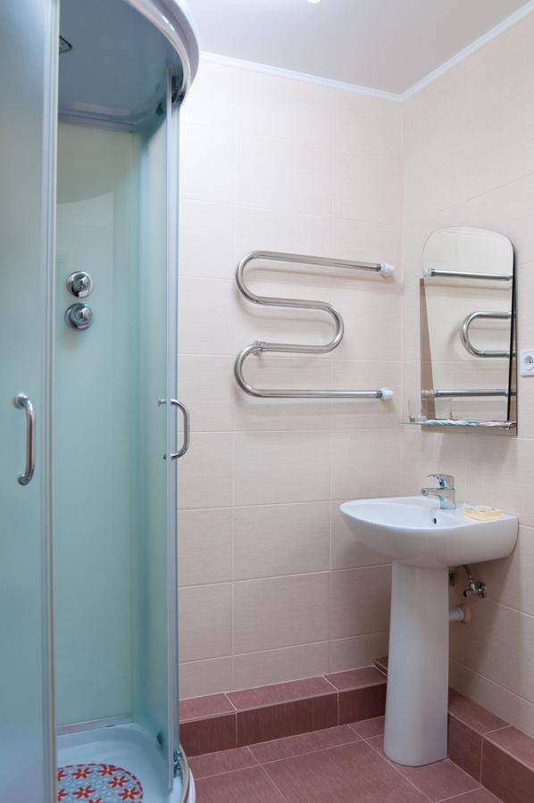 Avenue Hotel Zaslawye Dış mekan fotoğraf