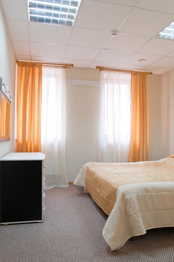 Avenue Hotel Zaslawye Dış mekan fotoğraf