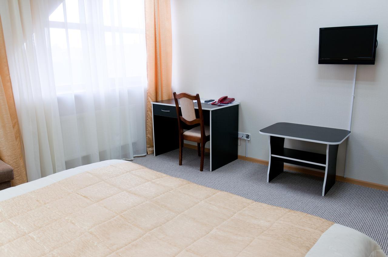 Avenue Hotel Zaslawye Oda fotoğraf